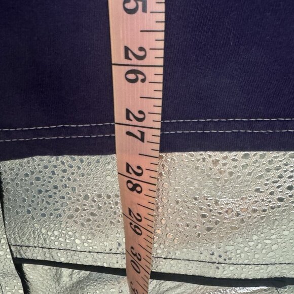 Melanie Martinez Eye Heart Oracle T-Shirt Purple Gildan MEDIUM New - Picture 5 of 7